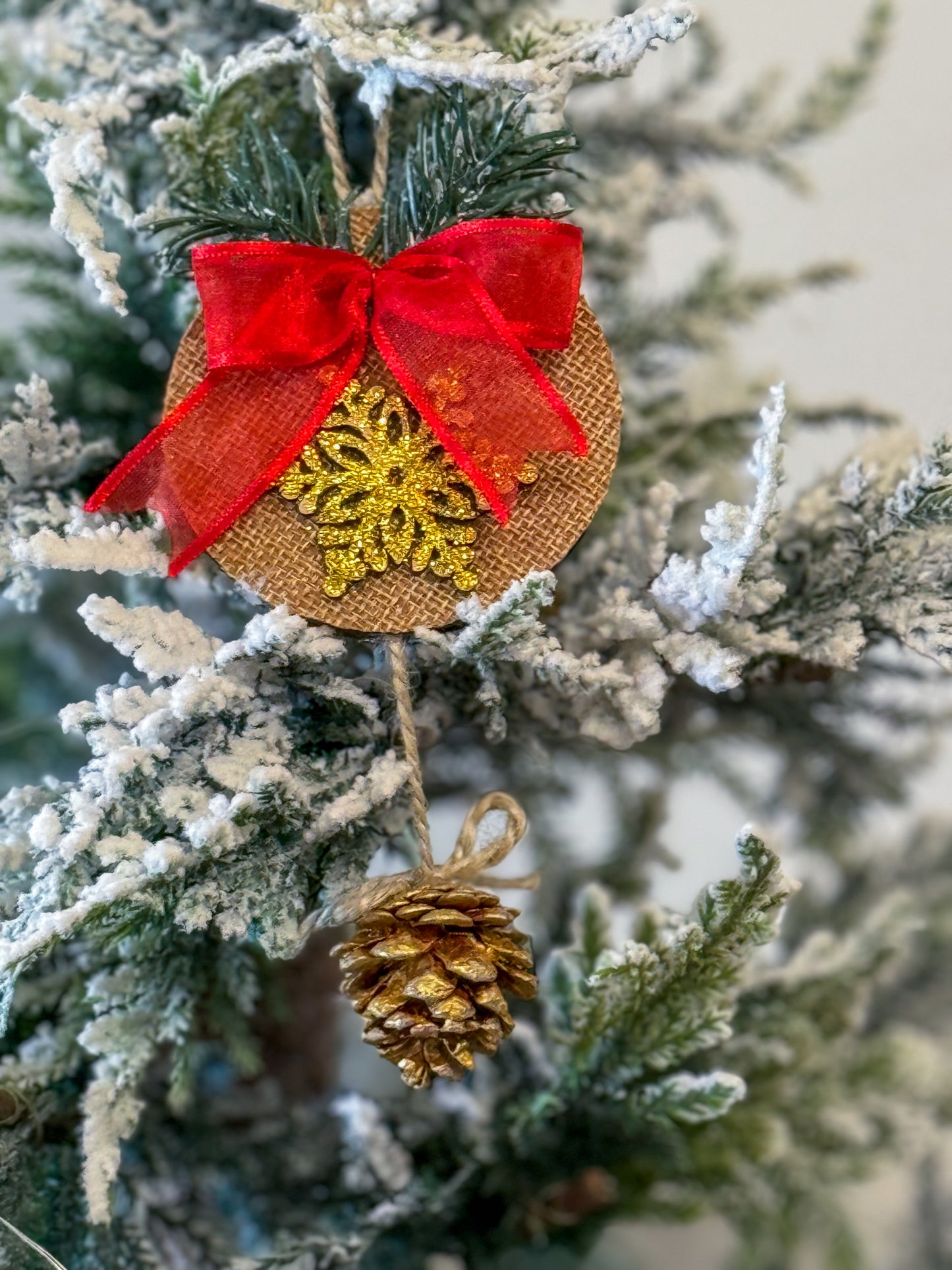 Handmade Beige Christmas Tree Ornament - Circle - Snowflake