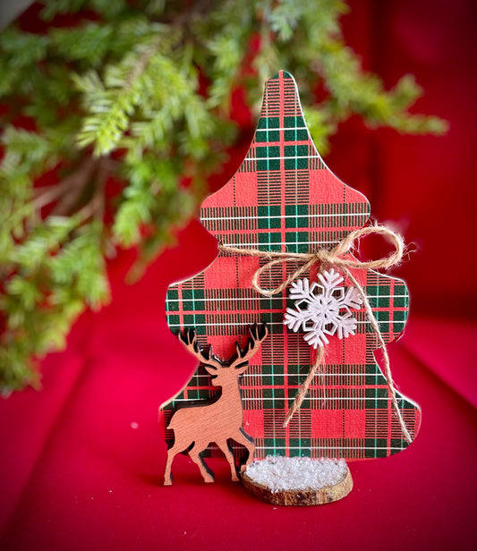 Pattern Tree & Wooden Reindeer - Standing Wooden Tree