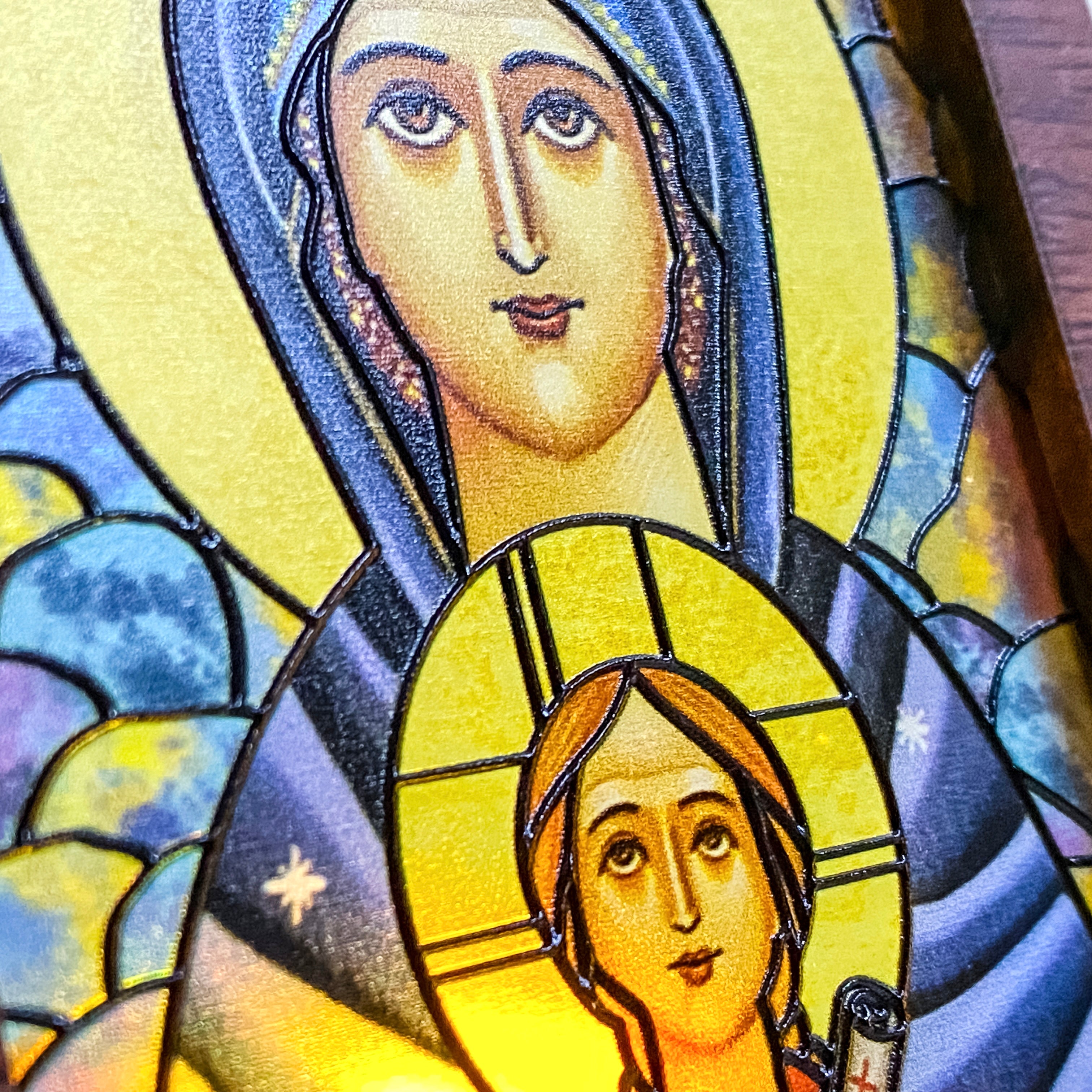 Virgin Mary - Illuminated Embossed Arch Glass