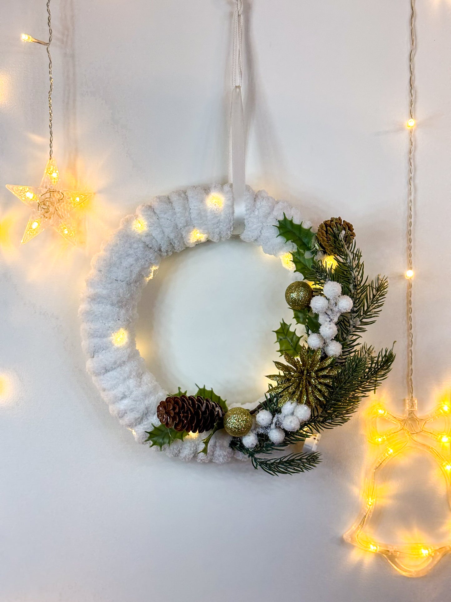 Handmade illuminated Large White Christmas Wreath - Brown & Green Decoration